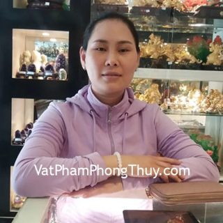 Chị Nhi - khách hàng mua chuỗi mặt trăng A+ S6358-S5-2100