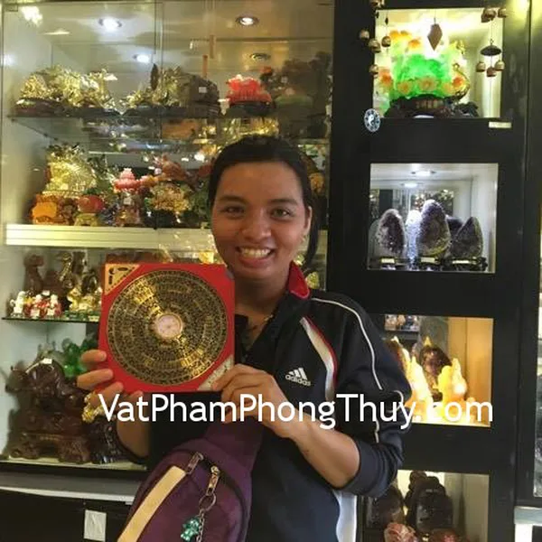 Chị Thu - khách hàng mua La bàn mặt đồng lớn, 6in CC1156A