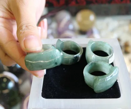 Nhẫn bản mặt ngọc phỉ thúy FS6323