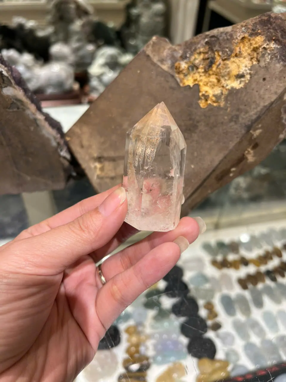 Trụ thạch anh trắng 60gr GM048-S4-328