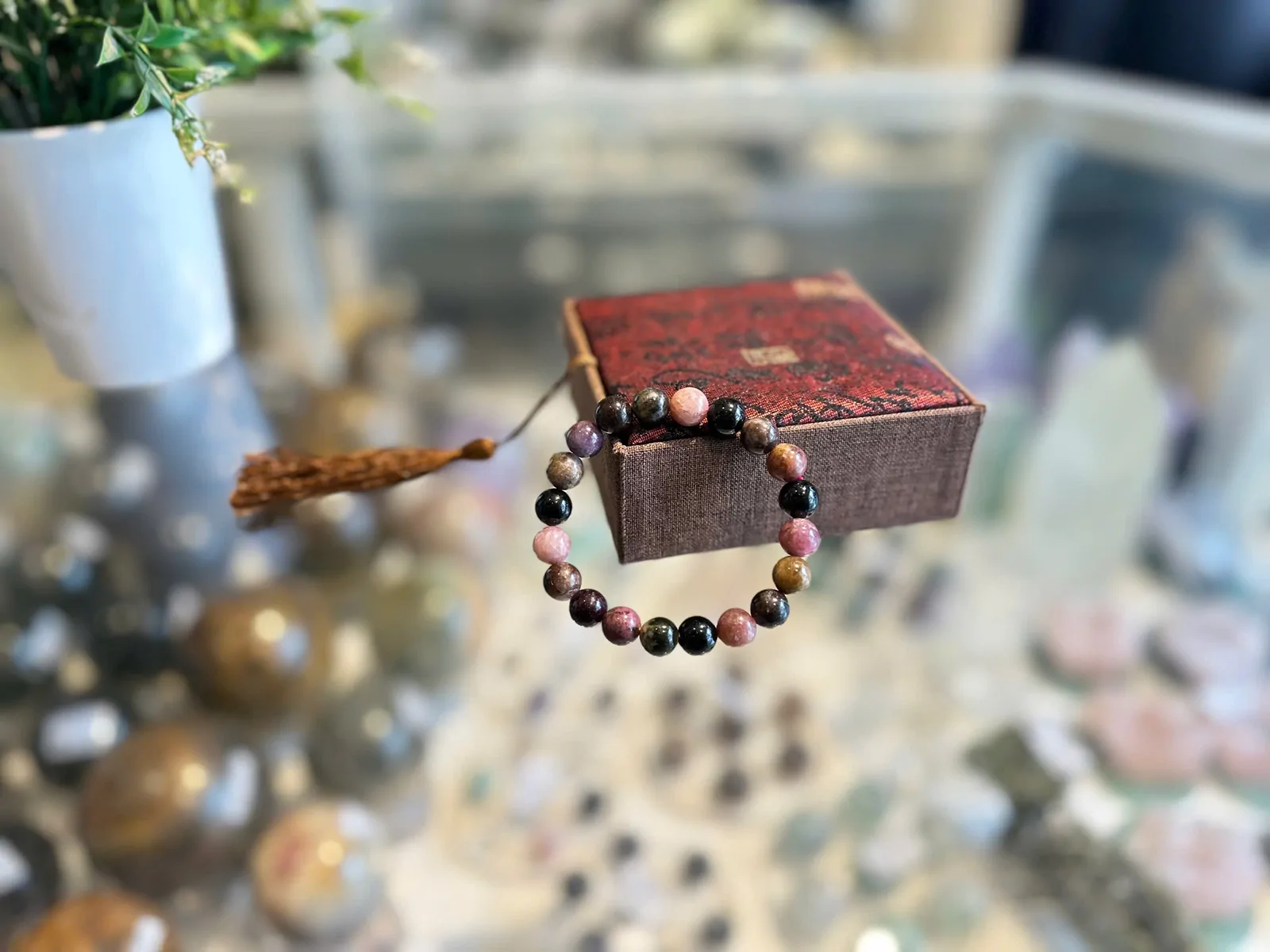 Chuỗi hồng lục bảo Nam Mỹ ( 29.1g - 20 bi ) S6232-S3-1833